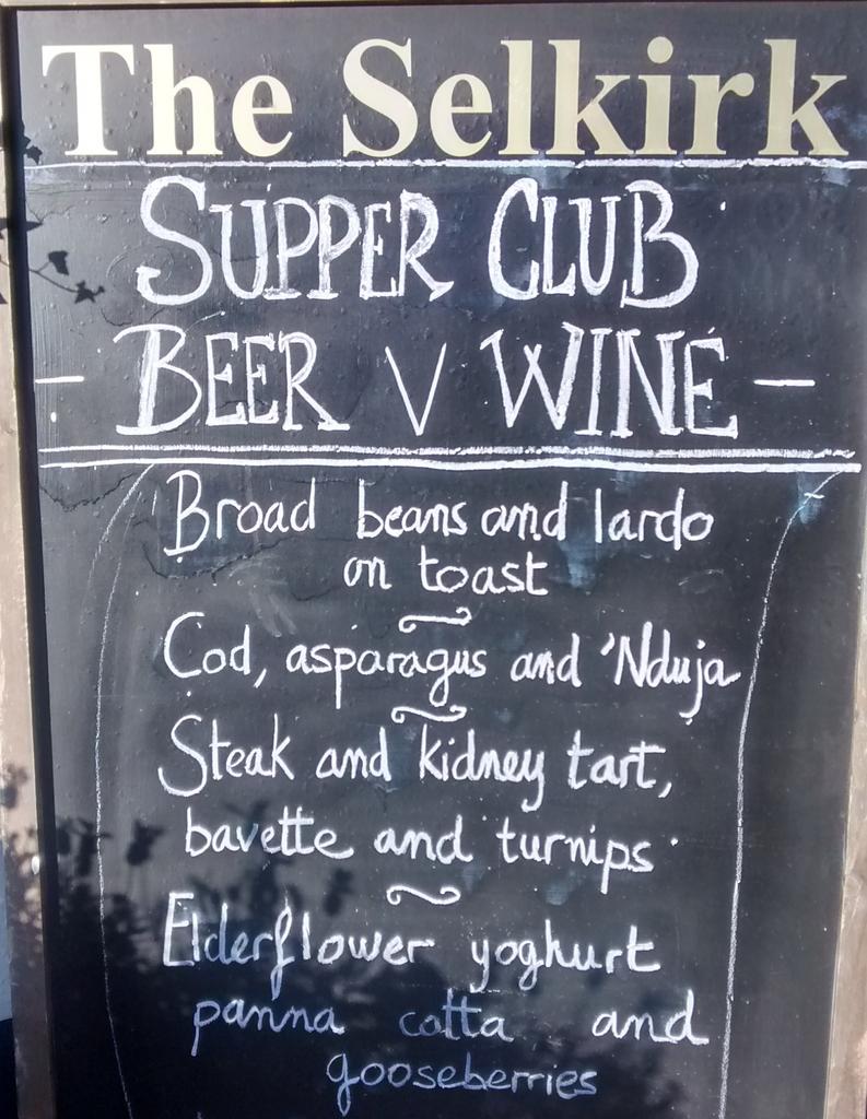 SmokinTootin's tweet photo. Made it to @TheSelkirkSW17 for the #BEERvWINE supper club with @MeantimeBrewing and @LesCavesPyrene

Phone away now! http://t.co/YZ0kaPxdgL