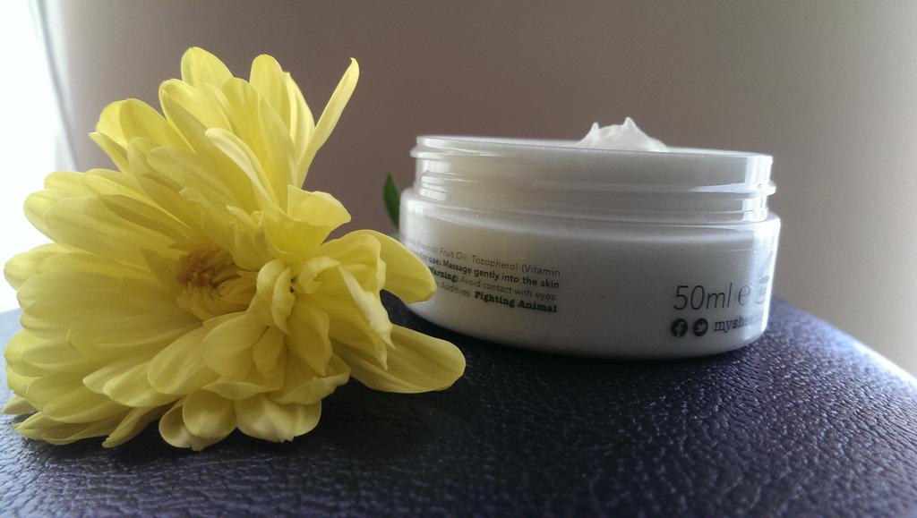 MySheaBliss's tweet photo. Repair, regenerate, balance &amp; tone skin with my organic avocado face cream, with amazing smell to invigorate senses http://t.co/XXZ6ucCj6s