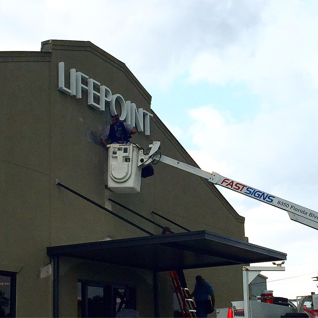 DonavonHill's tweet photo. I spy signage... yep. Geaux @golifepoint! #Pumped #LifePointCommunity #JesusPeopleMission http://t.co/NvEQWxGveq