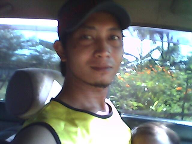 one___why's tweet image. 