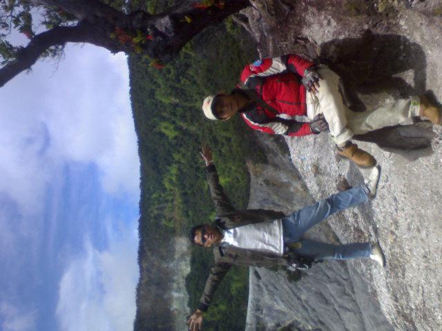 one___why's tweet image. 