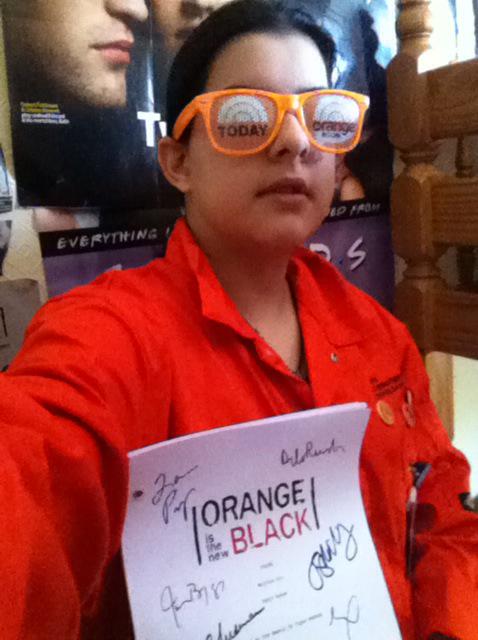 ManveerLochab's tweet image. @OITNB #OnWednesdaysWeWearOrange with pride #OrangeCon #selfsurrender @TODAYshow 👓can I be bunked w/ #alexvause