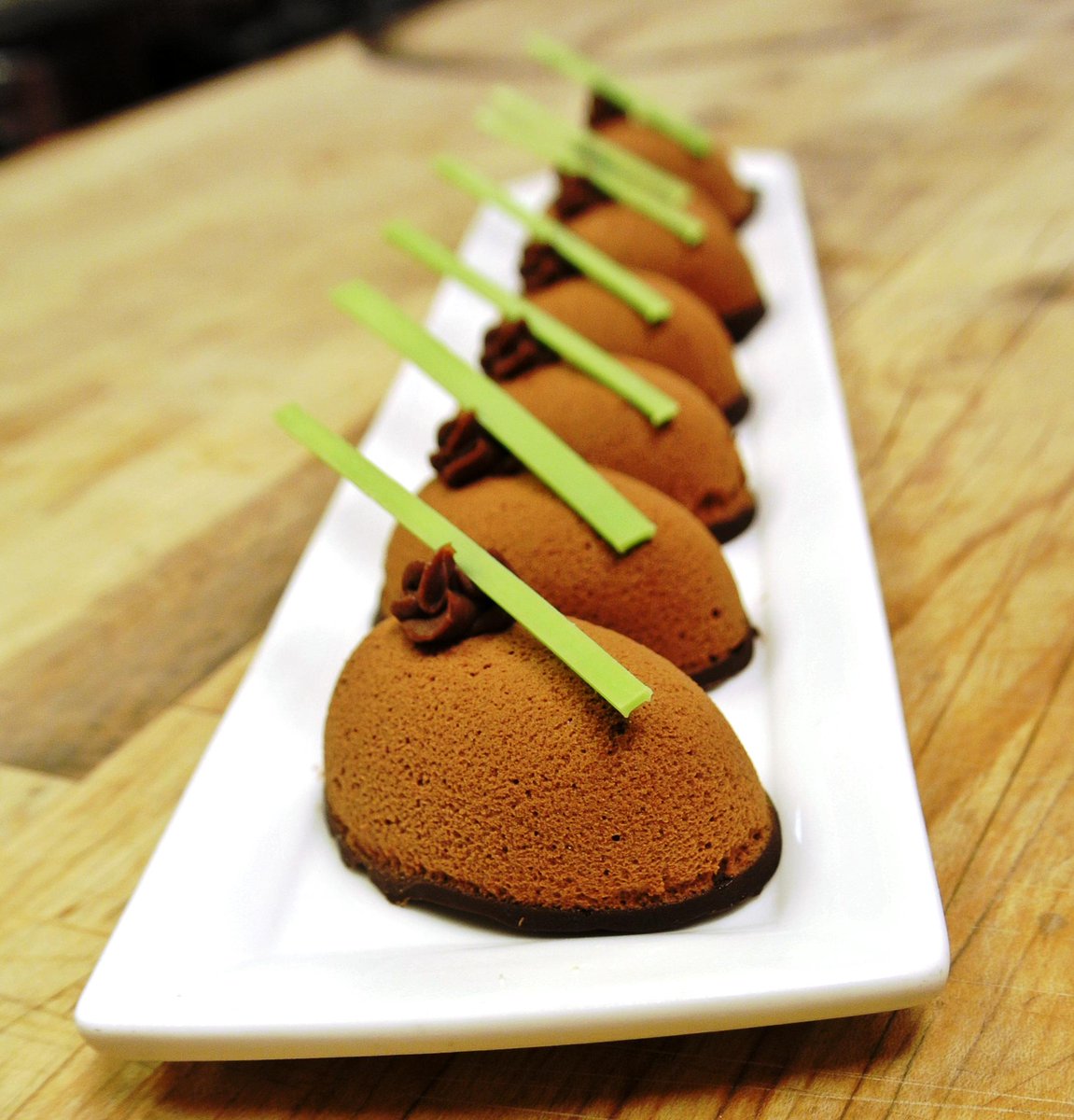RitzCarlton's tweet photo. #Dessert served individually or family style. Who says you cannot order the whole plate for yourself, Mousse anyone? http://t.co/Sc1eFLvpUO