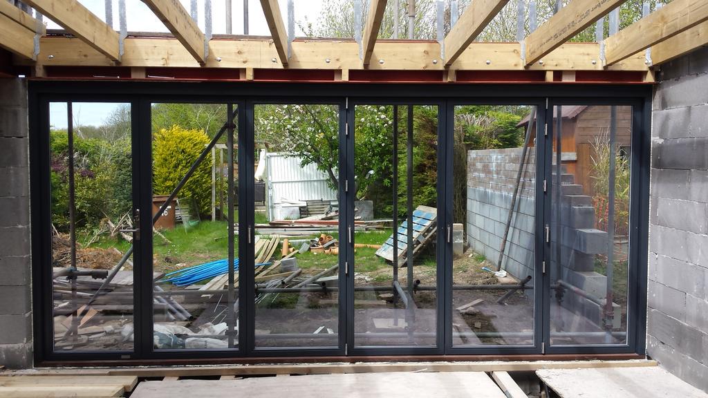 dynafitwindows's tweet photo. In Whitehaven today fitting a Lacuna Bi-fold door! http://t.co/HtBwL2Us7y #dynafitwindows #lacuna #bi-fold http://t.co/7erx1qsoK3