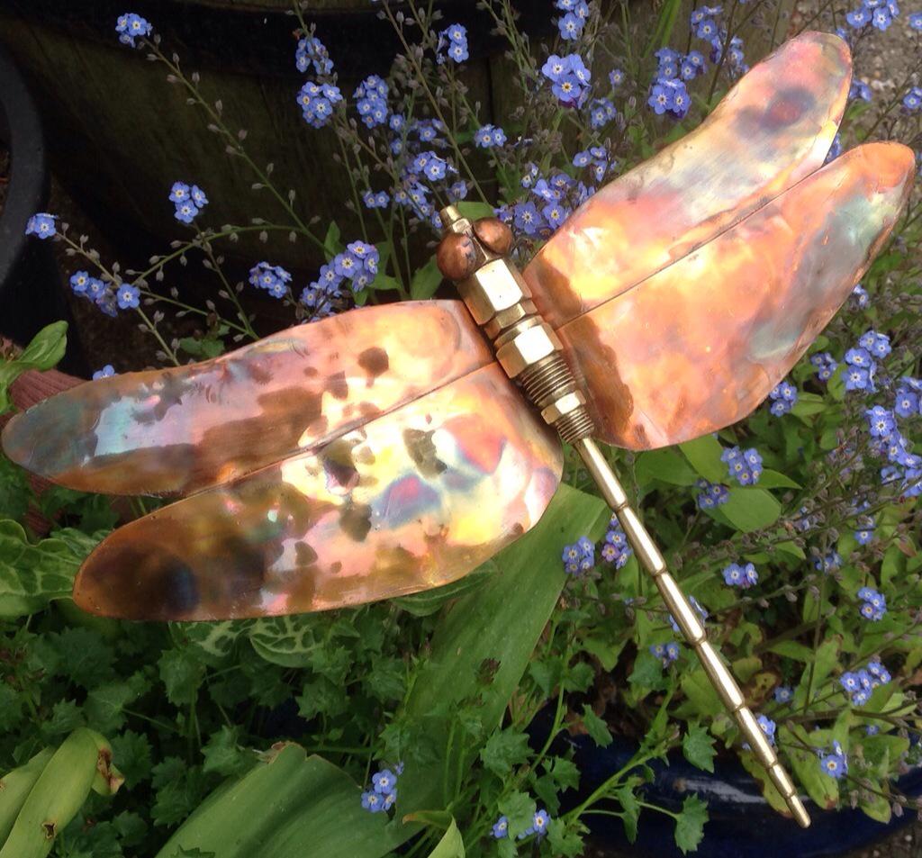 madebyaprince's tweet photo. Flying in to @TaviGardenFest this sun and Monday with @DevonArtPop #DevinHour http://t.co/JEQbt4gavR