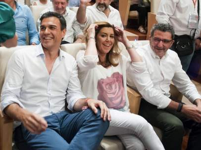 _maliciaRivers's tweet photo. ¿Quién da más fatiga de esta reunión? http://t.co/cOVcEwtW8Z