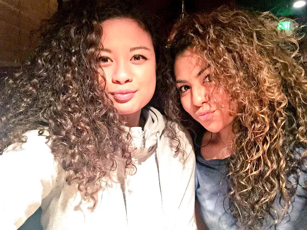 polynesianLive's tweet photo. @_fmalia π hair , lips! Everything πππ #hotPoly http://t.co/IykIWkA4tD