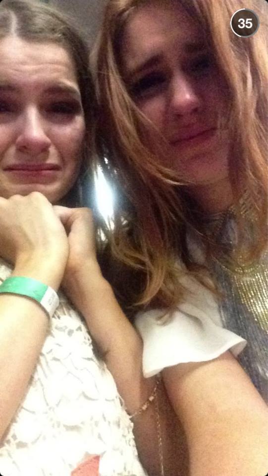 aisling_bon's tweet photo. Sums up my entire bus home from grad last year. The 'I'm never gonna see anyone again' face #thecryer http://t.co/LyST21oVwU