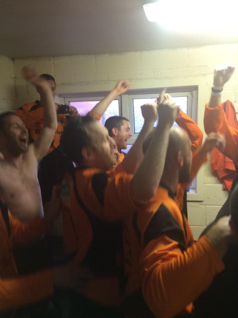 RtownBlodgeFC's tweet photo. John Hayes Cup Final
RBFC 4 - 0 @FermoyFC
@Squelchy1981 x 2
@ShaneCreech1
@jeffreysano  with the goals

#HonTheLodge http://t.co/kThvVeFi1v