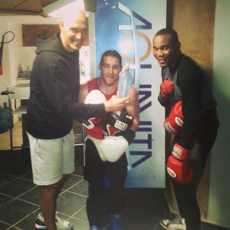anicetkanyeba3's tweet photo. @EFCworldwide Team kanyeba anicet http://t.co/iSiZNkbvaW