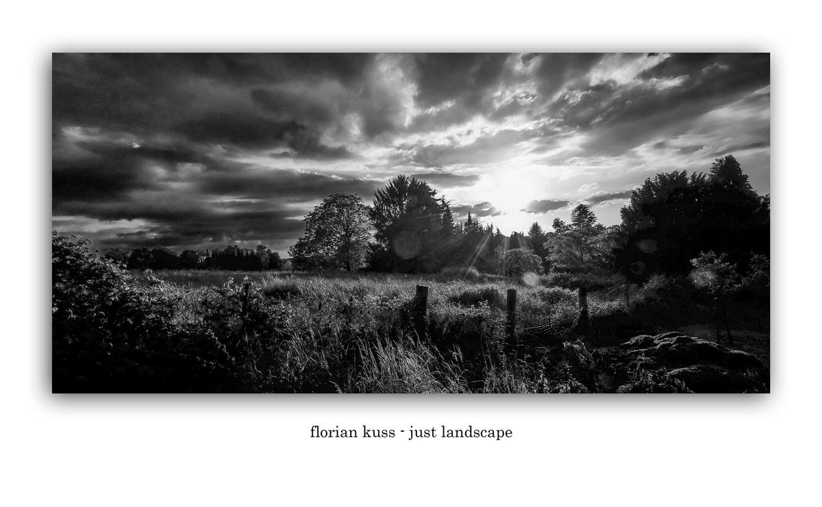 Flokuss's tweet photo. Das Bild des heutigen Abends
#flokuss #landschaftsfotografie #fujifilm #xt1 #schwarzweiß http://t.co/K3xs9OCox0