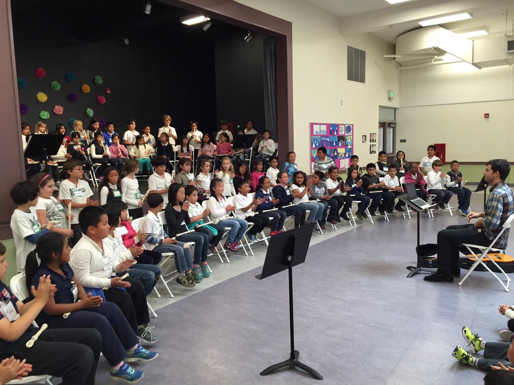 monroeSFschool's tweet photo. Our very first ever recorder concert at Monroe Elementary School. Great fun and joyful learning! http://t.co/cs3Qx7Otow