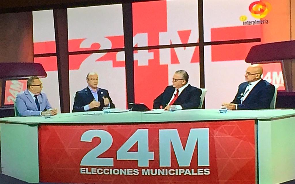 LuisRogelioLRRC's tweet photo. 24M# @interalmeriatv Hemos invertido en todos los barrios. La cantinela del "sólo en el centro" es falsa. @aytoalm http://t.co/FM9UFIWMva