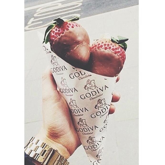 violetasanchezz's tweet photo. Apeteseeeeeeee 👅 http://t.co/4GHWUeDRC6