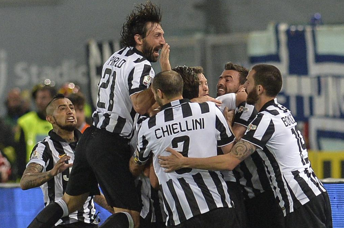 101greatgoals's tweet photo. Juventus win their 10th Coppa Italia. The treble is on... http://t.co/WbINs6BH7X