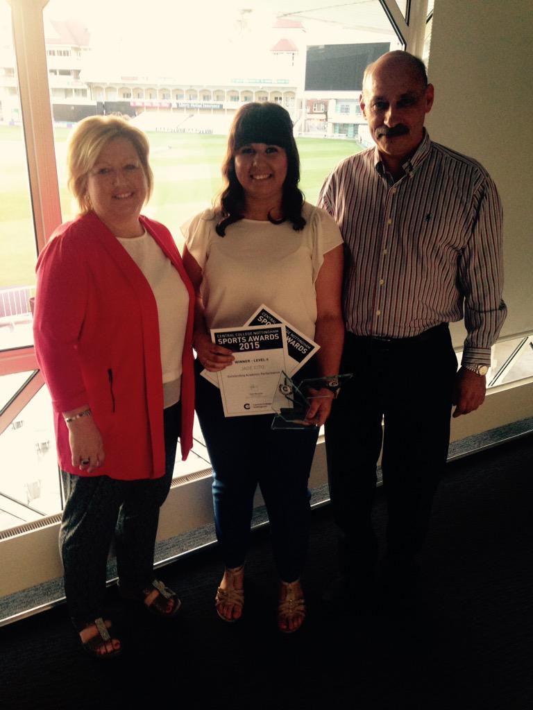 JadeTizianaCito's tweet photo. Cleaning up at Uni Sports Awards #OutstandingAcademicPerformance #OutstandingAcademicAttendance #HardWork&Dedication http://t.co/CZV1TAfzC4