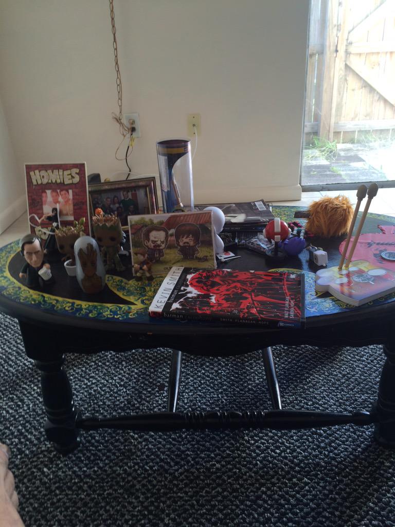 Spector_Vision's tweet photo. Where I go to think #BatmanTable #TESDTown http://t.co/9Azh1CrrRq