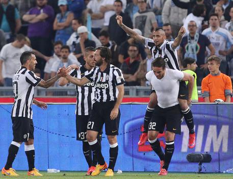 Agenzia_Ansa's tweet photo. #CoppaItalia: Juventus Lazio 2-1,bianconeri vincono manifestazione per 10/ volta, decide Matri
http://t.co/3B7oKcq7E3 http://t.co/sI9VYCJSoW