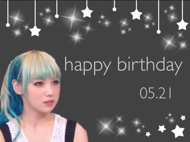 rinaRINAzzioy's tweet photo. 今日わいい日になりそうだ💓
まみちゃんおめでとう😳💭 http://t.co/GNhqkuZdTR