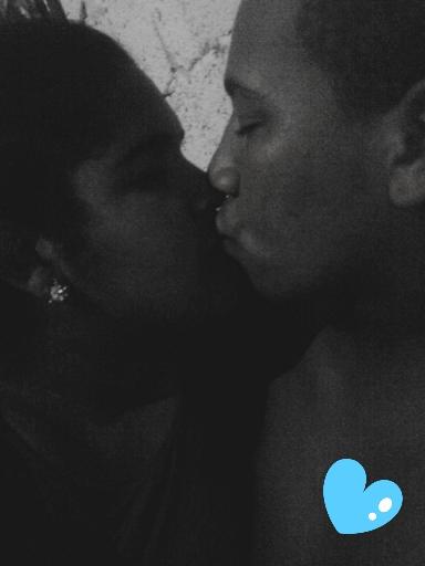 eaiLariCosta's tweet photo. Nada e ninguem vai tirar voce de mim ♥♡ teee amo http://t.co/I9Pdsm3aty