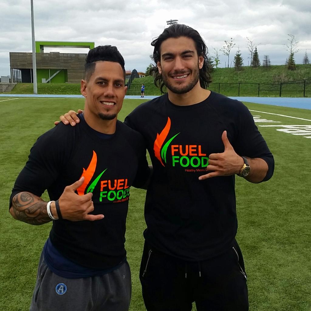 EliasTheodorou's tweet photo. Had a blast yesterday with my main man @chadowens2 of the @TorontoArgos - @FuelFoodsCa shoot and good times, brother! http://t.co/wCtDjgjXCV