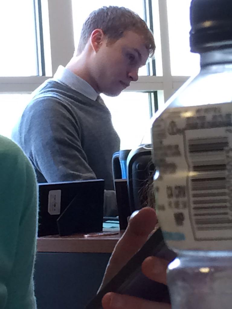 Hartleluminati's tweet photo. When you have no idea what to study for the SOL tomorrow http://t.co/L1xxR3xTxE