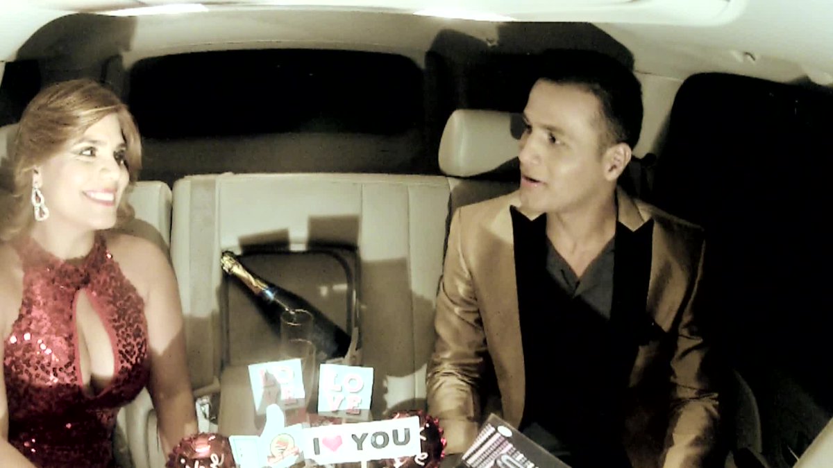 tcsoyelmejor's tweet photo. ¡El "Carro VIP" con @SofiaCaiche y @RAYO012! Todo lo que querías saber te lo contamos. #MiSelfieVIP http://t.co/svqhFaPRit