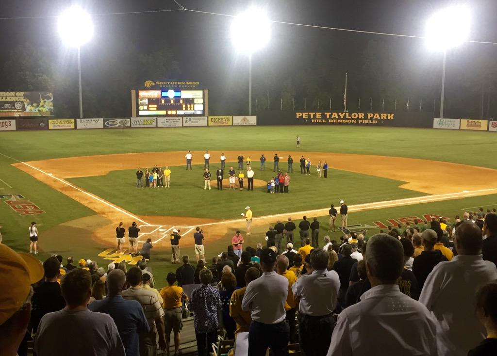 JeffGeorgeHBurg's tweet photo. Proud to honor fallen #HPD officers Benjamin Deen & Liquori Tate before first pitch tonight @SouthernMiss! #pray4HPD http://t.co/BjtcYG4LVG