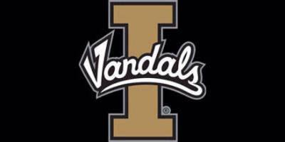 VieraHawks's tweet photo. Congrats to 2016 DB Trevor Merritt @_Merritt5 on his offer from University of Idaho today! #6thOffer http://t.co/GXiUoy4eXr