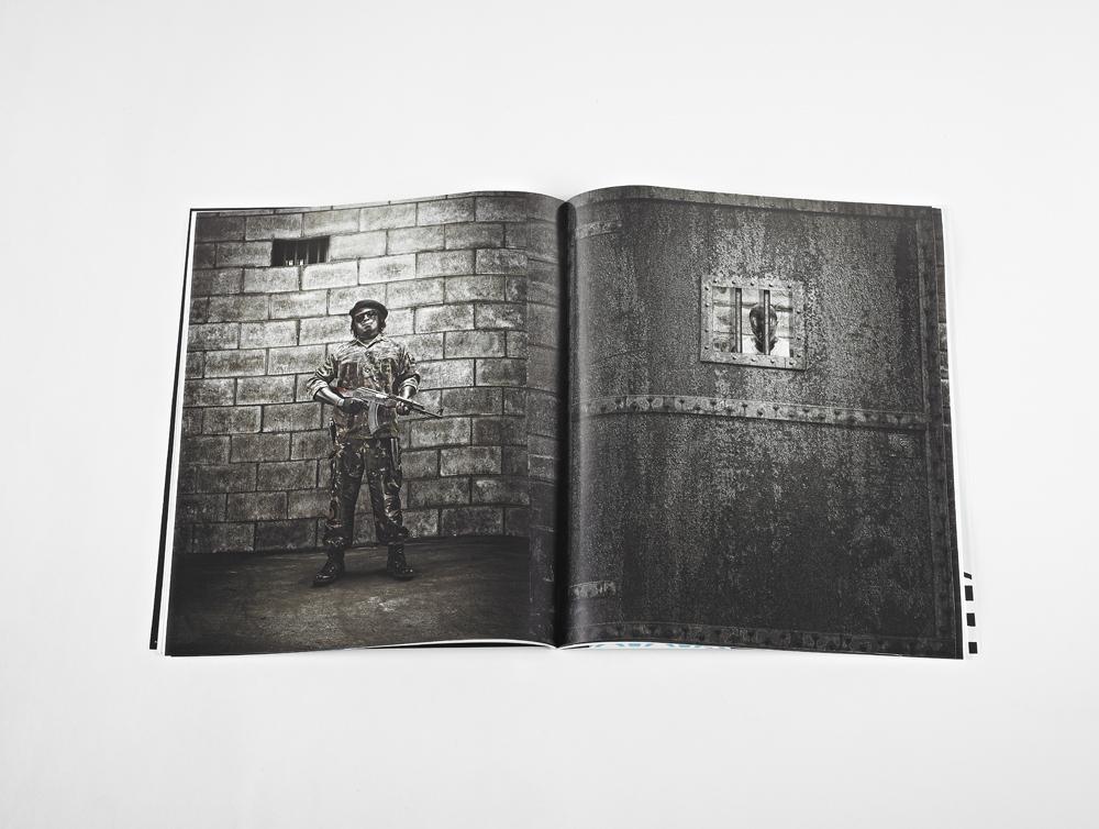 _LOUISANDCO's tweet photo. MAT BAKER &amp; #AmnestyInternational http://t.co/pVT0gGrCkx
