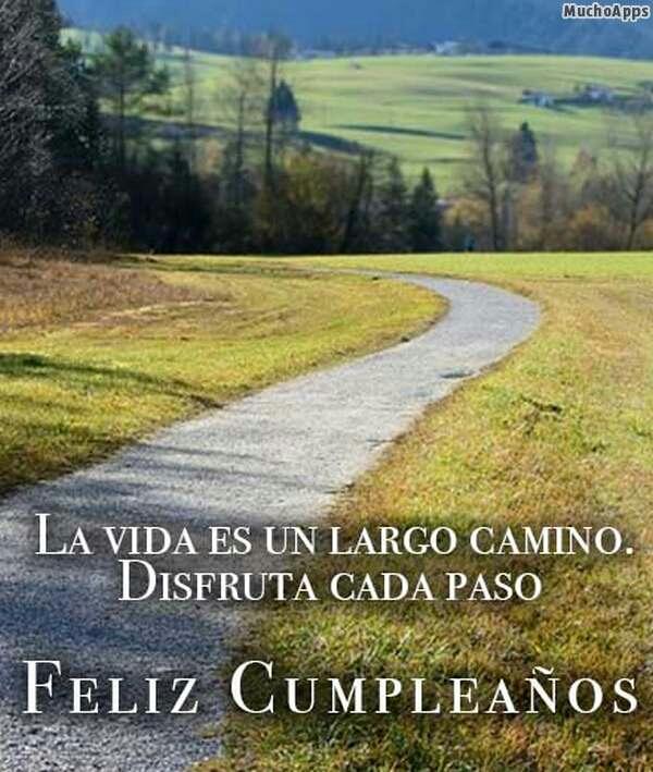 saulpepu's tweet photo. @ClaMoralesM MUCHAS FELICIDADES DIOS Y LA VIRGEN TE CUIDEN SIEMPRE PARA TENER EL PLACER DE ESCUCHAR TU VOZ YTU RISA. http://t.co/0Xb7l0ENTv