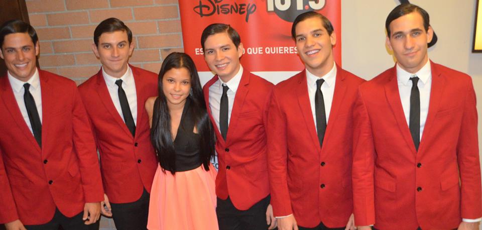 SomosRetz's tweet photo. Meet &amp; Greet #RDPanama - We love you too!!! #retzlovers http://t.co/2lz4BF5aq8