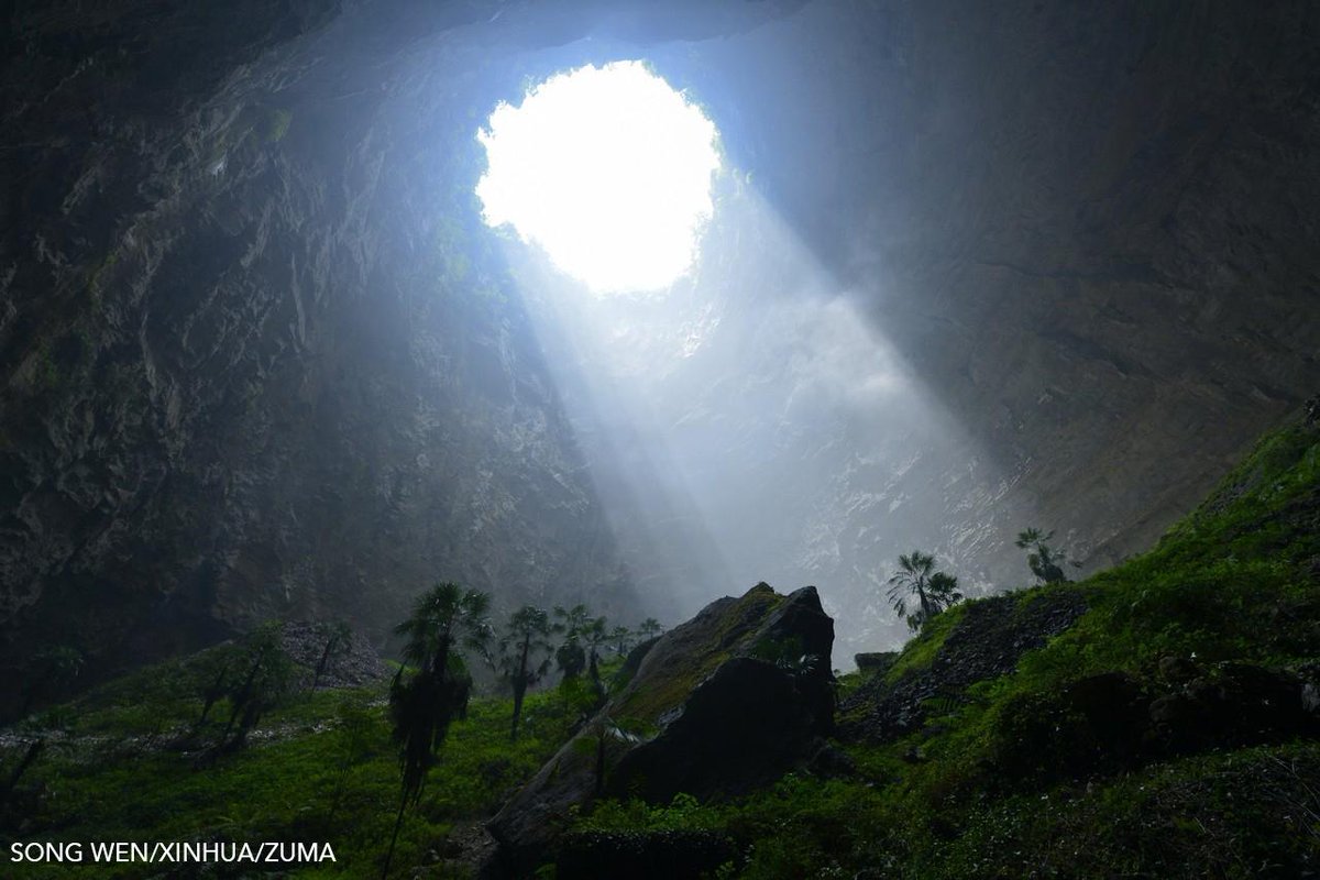 WSJ Photos on Twitter "In China, a sinkhole more than 317 yards deep