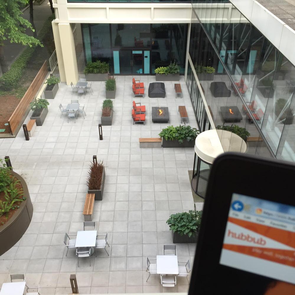 bjbpdx's tweet photo. The new courtyard #workdigs @hubbubhealth color coded #WhatsYourOrange #ZenGarden http://t.co/8Mp7J9xuD3