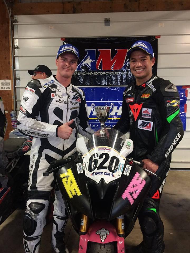 AGVSPORTMexico's tweet photo. Carl Soltisz #agvsport piloto #Michelin http://t.co/4CcwkicA4T