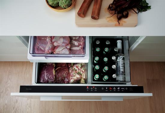 davidwadehomes's tweet photo. #Kitchen rehab? Behold, refrigeration evolution! Brought to you by #FisherAndPaykel #CoolDrawer #KitchenRenovation http://t.co/jnuPyB707a