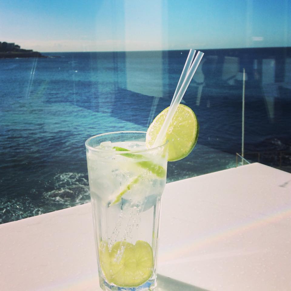 IcebergsBondi's tweet photo. Come and have a drink with a view #BondiIcebergsClub #Bondi #BondiIcebergs http://t.co/SV7QZvvJ6k