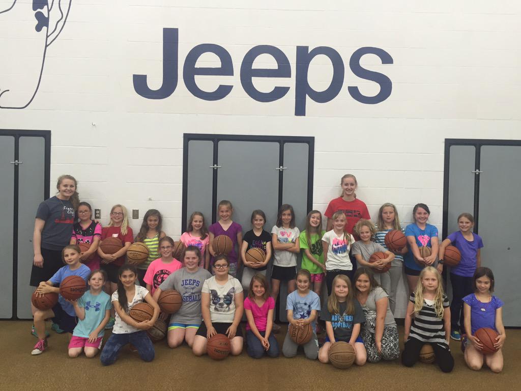 NDLadyJeepsBB's tweet photo. Our last day of camp with our hardworking 2nd and 3rd graders! http://t.co/PPstyTGfJ0