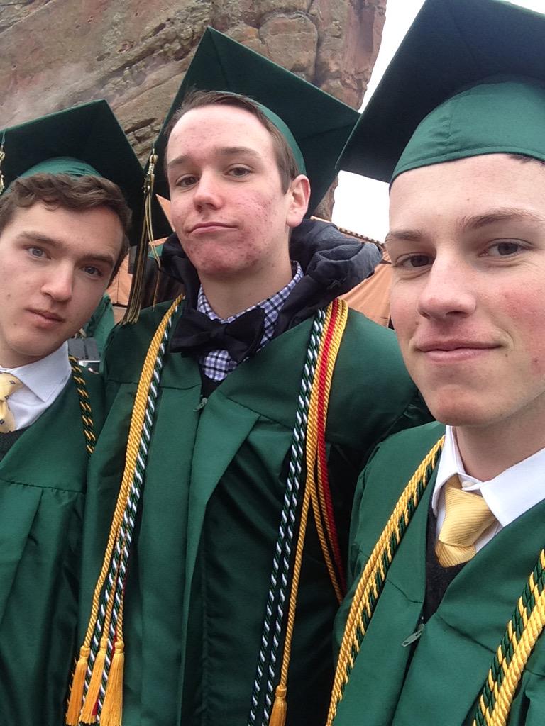 sroberts303's tweet photo. Graduating with some of the best friends someone could have @ABreeling @Tyler_K42 http://t.co/LkrGBeS3GL