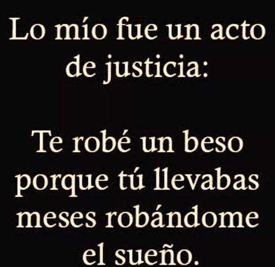 CAlternativos's tweet photo. Lo mío fue un acto de justicia, te robé un beso porque tú llevabas meses robándome el sueño. http://t.co/vhVLWXHY3c