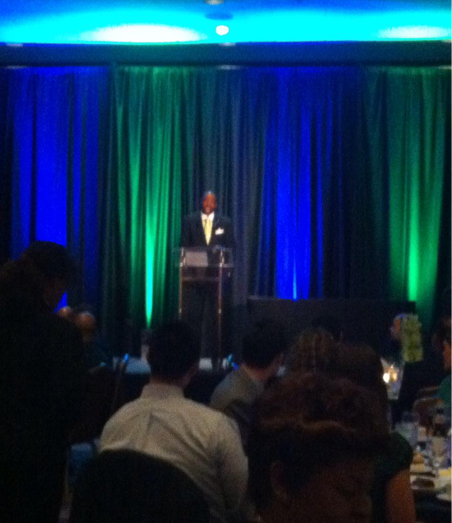 darryljmaxwell's tweet photo. Inspired by @BoMFDC resident discussing gaining strength to start a #nonprofit #entrepreneur #bluegreenbash http://t.co/9zPuqokKLD