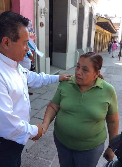 jorgesolergomez's tweet photo. Comprometido a trabajar para devolverle la tranquilidad a nuestro  #Coatepec pueblo mágico. #VotaNuevaAlianza http://t.co/OV4LTJFE3S