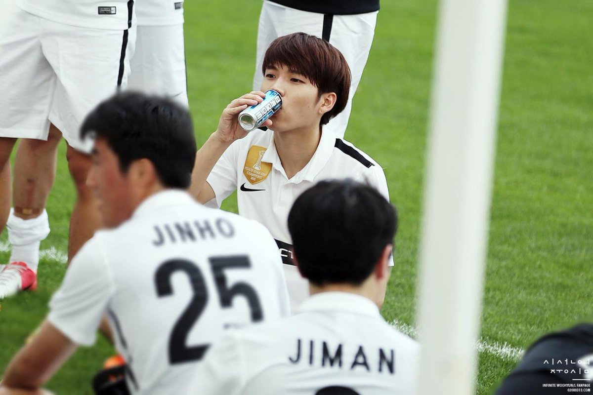 wowwhpics's tweet photo. #남우현 #woohyun #infinite cr. centerofattention http://t.co/wkGcW2aTmZ