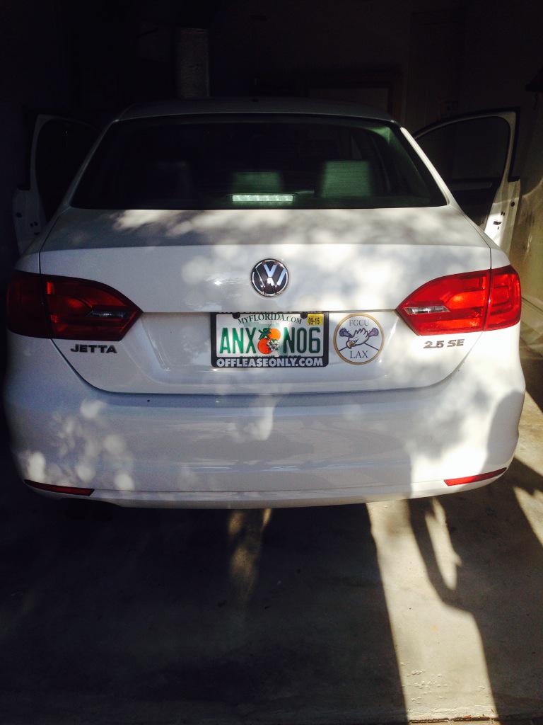 Grifffinnnn's tweet photo. Whip game: sorority chick #whitejetta http://t.co/YPQ0iM9UxP