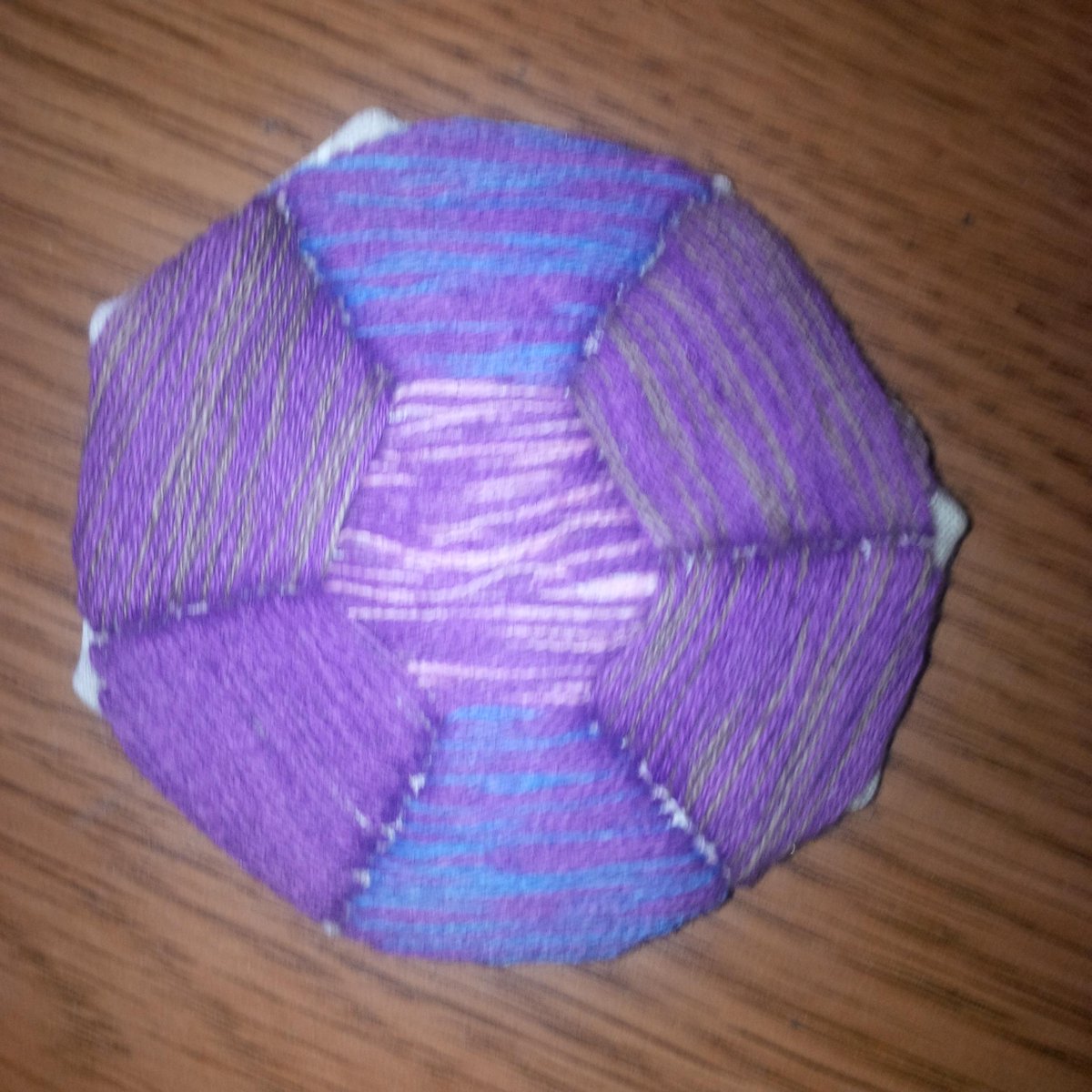 homeworldgem's tweet image. Just embroidered Amethyst's gem! #SUCrafts