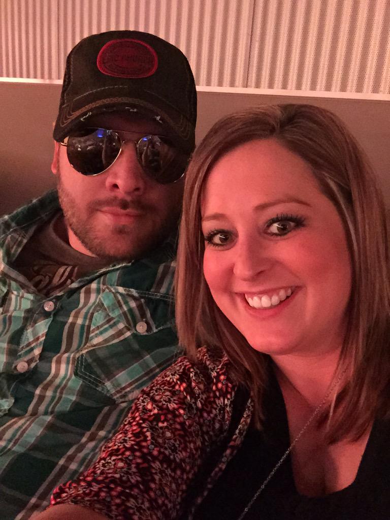 johnbettles's tweet photo. @amybettles is ready for some Wed nite #ChurchChoir with @ericchurch http://t.co/WN8ZPcqHsz