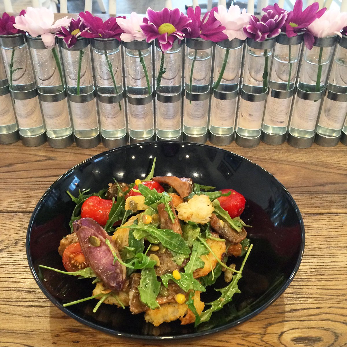 NowAndThenCafe's tweet image. This week's Salad Special: Autumn Bread Salad. Yum! #autumnbreadsalad #cleaneating #salad #special #melbournefoodie