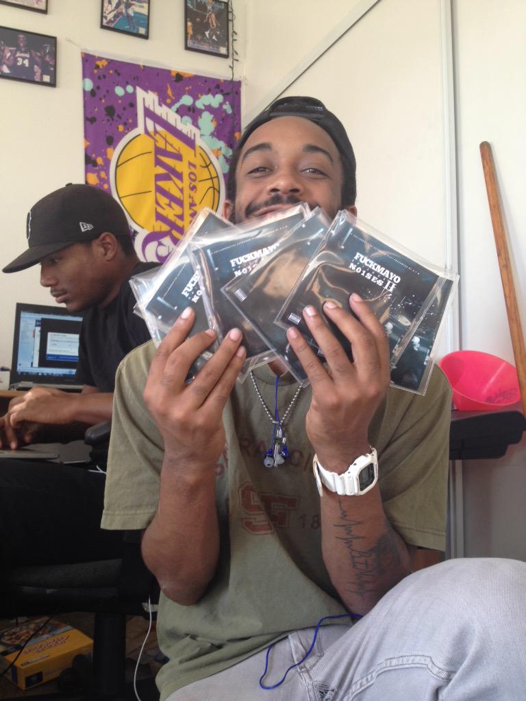 N01SES's tweet photo. #FMEP2 hard copies make me smile.. #BTM http://t.co/MFG7x4Xqn2