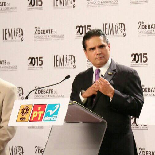 Silvano_A's tweet image. Michoacán es mucho estado, debemos garantizar la seguridad para incentivar la inversión. #DebateMichoacán #ClaroQueSí