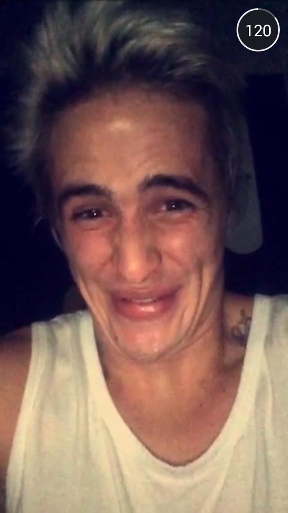 Im_Fine_Ok_'s tweet photo. Minha cara quando lembro que não tô estudando ... http://t.co/TqYuaO2ljm